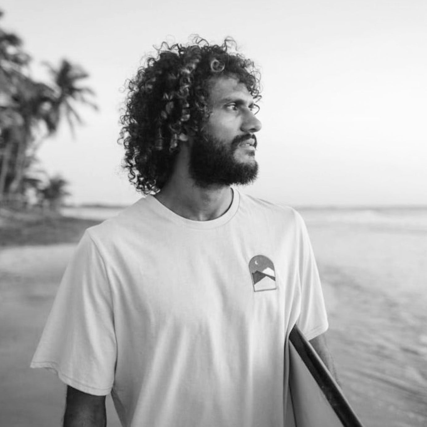 Arugam Bay surf lessons with Lesiter, portrait of surf instructor Lesiter