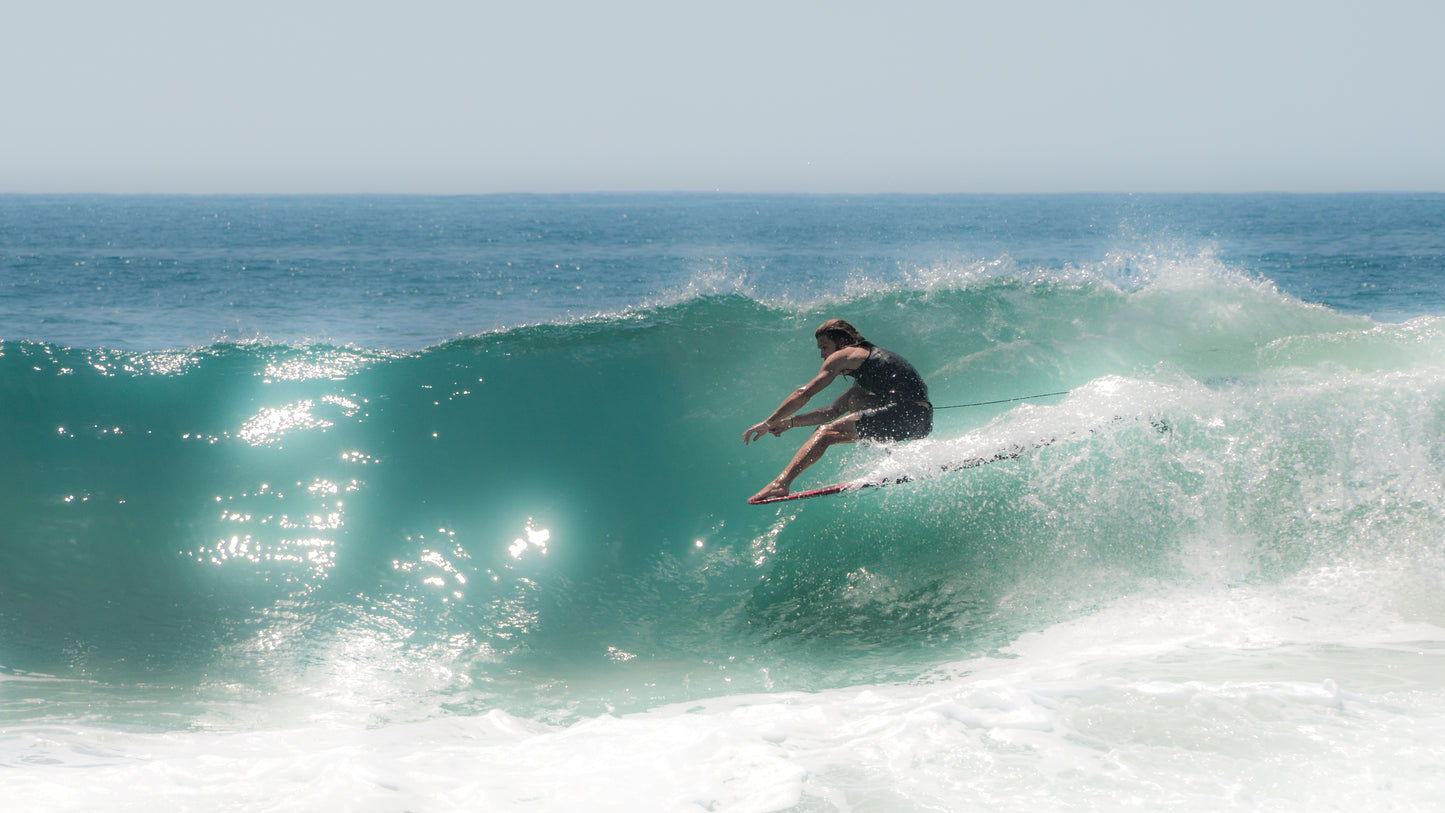 Photo of longboarder surfing Arugam Bay Sri Lanka