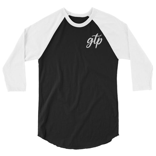 3/4 sleeve raglan shirt